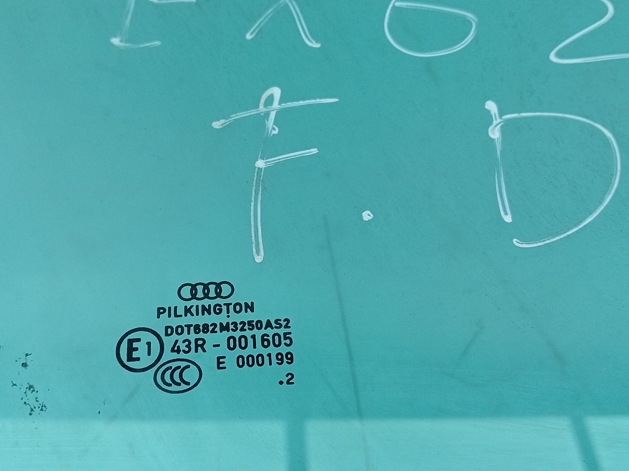 Vidro porta frente direita AUDI A4 Avant (8K5, B8) Imagem-1