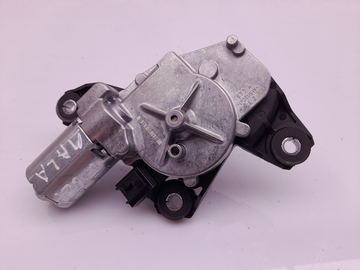 Essuie-glace moteur arrière