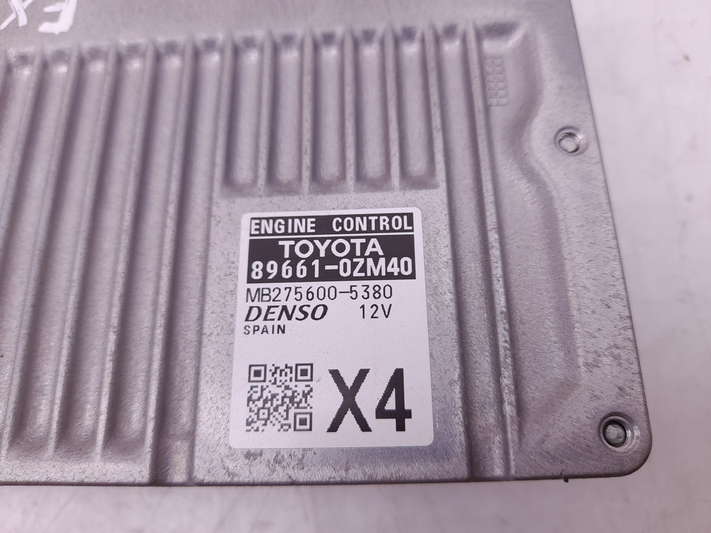 Calculateur /  Unité de contrôle moteur TOYOTA Auris Hatchback (_E18_) Imagem-2