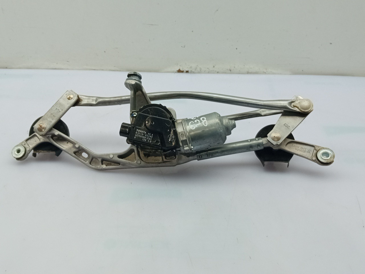 Motor limpa vidros frente TOYOTA Auris Hatchback (_E18_) Imagem-1
