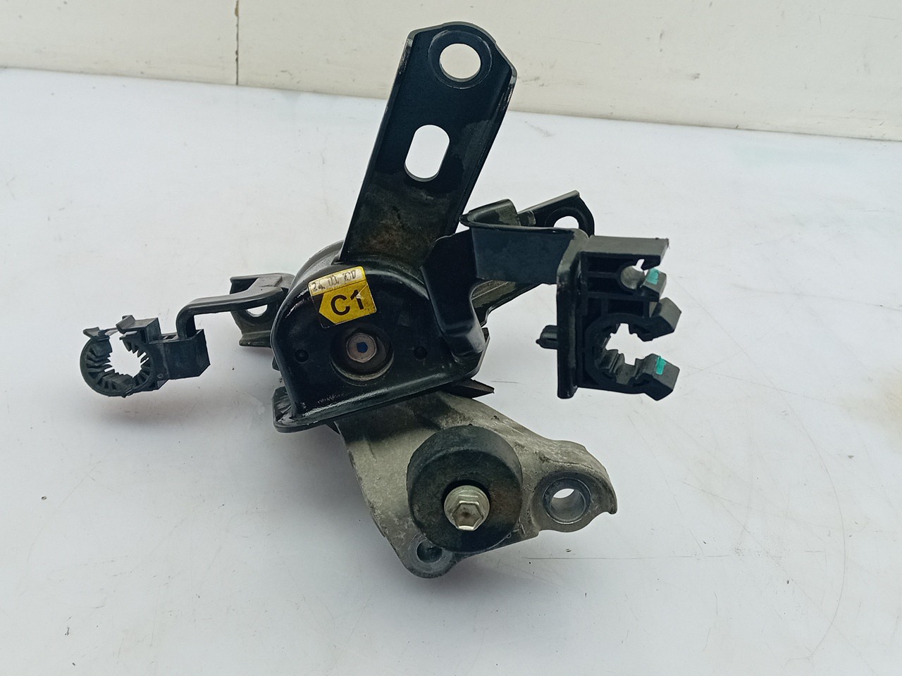 Engine Mount TOYOTA Auris Hatchback (_E18_) Imagem-1