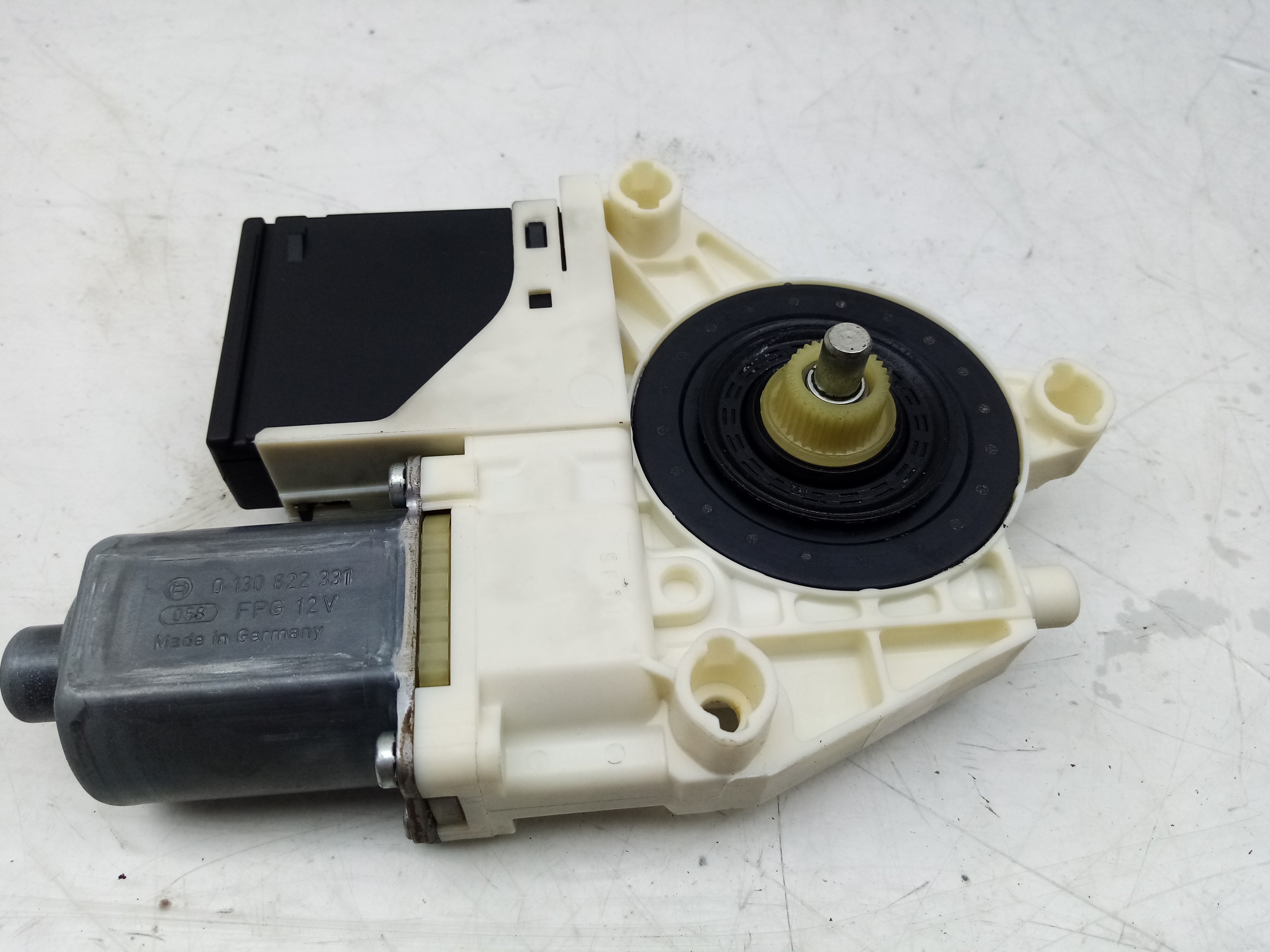 Right Rear  Door Window Regulator Motor RENAULT Megane III Grandtour (KZ0/1) Imagem-1