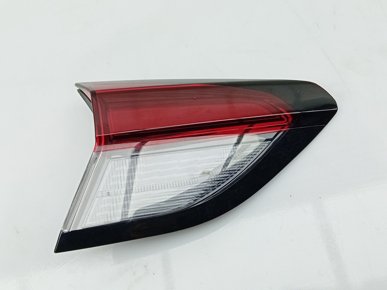 Left Tailgate light 