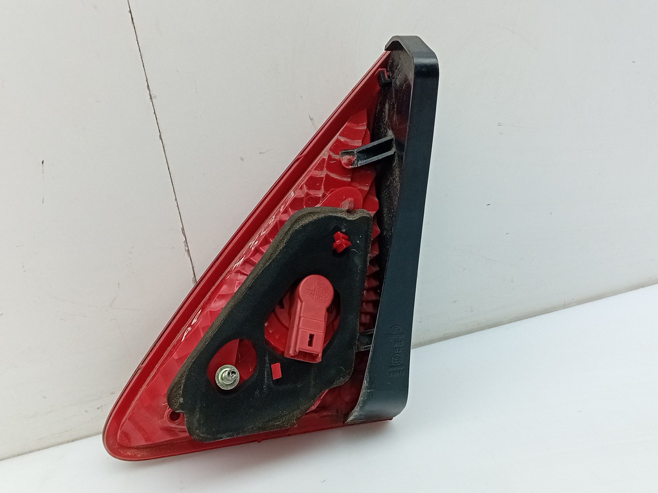 Left Tailgate light  PEUGEOT 3008 I (0U_) Imagem-1