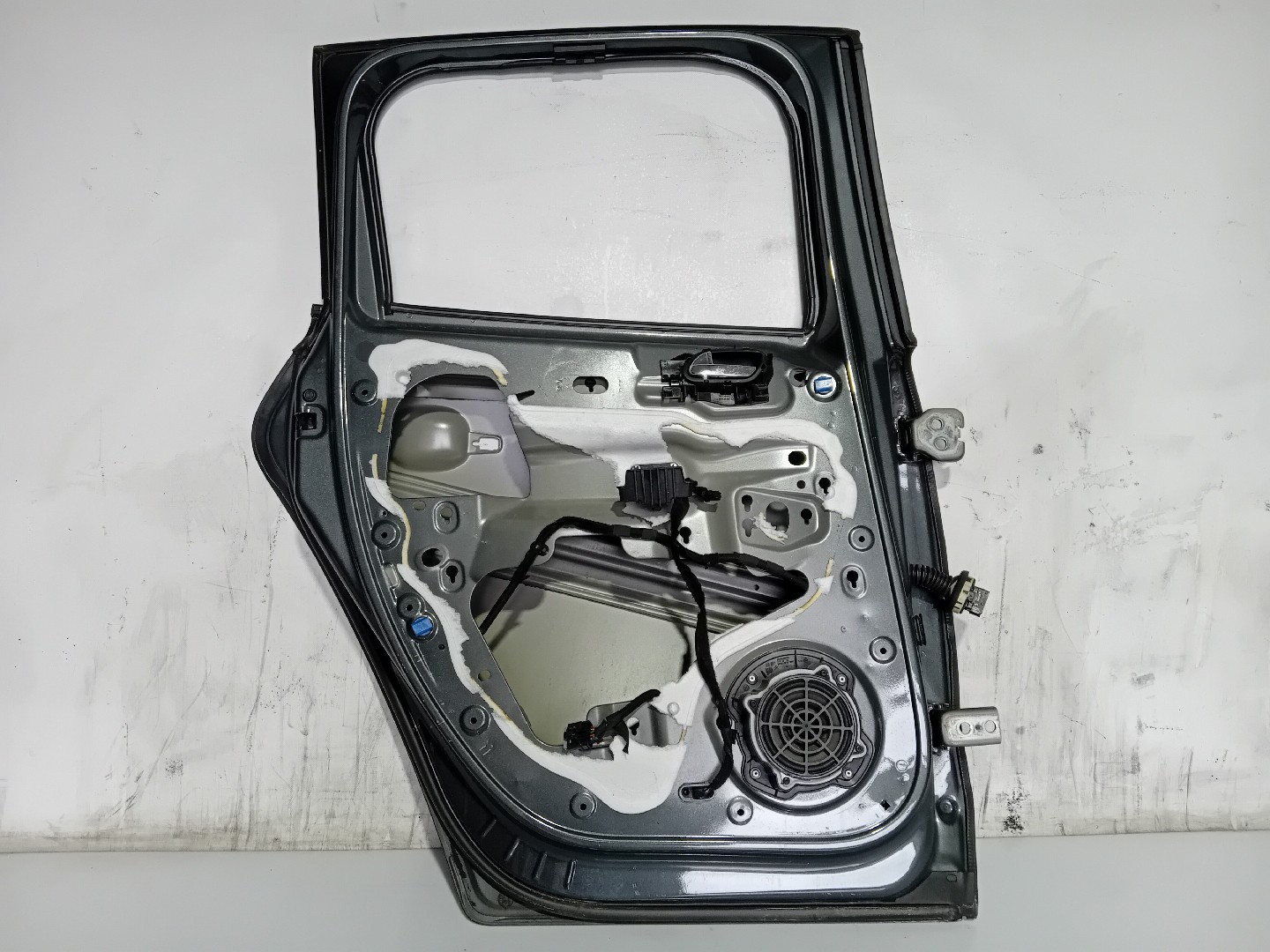 Porte arrière gauche PEUGEOT 3008 I (0U_) Imagem-1