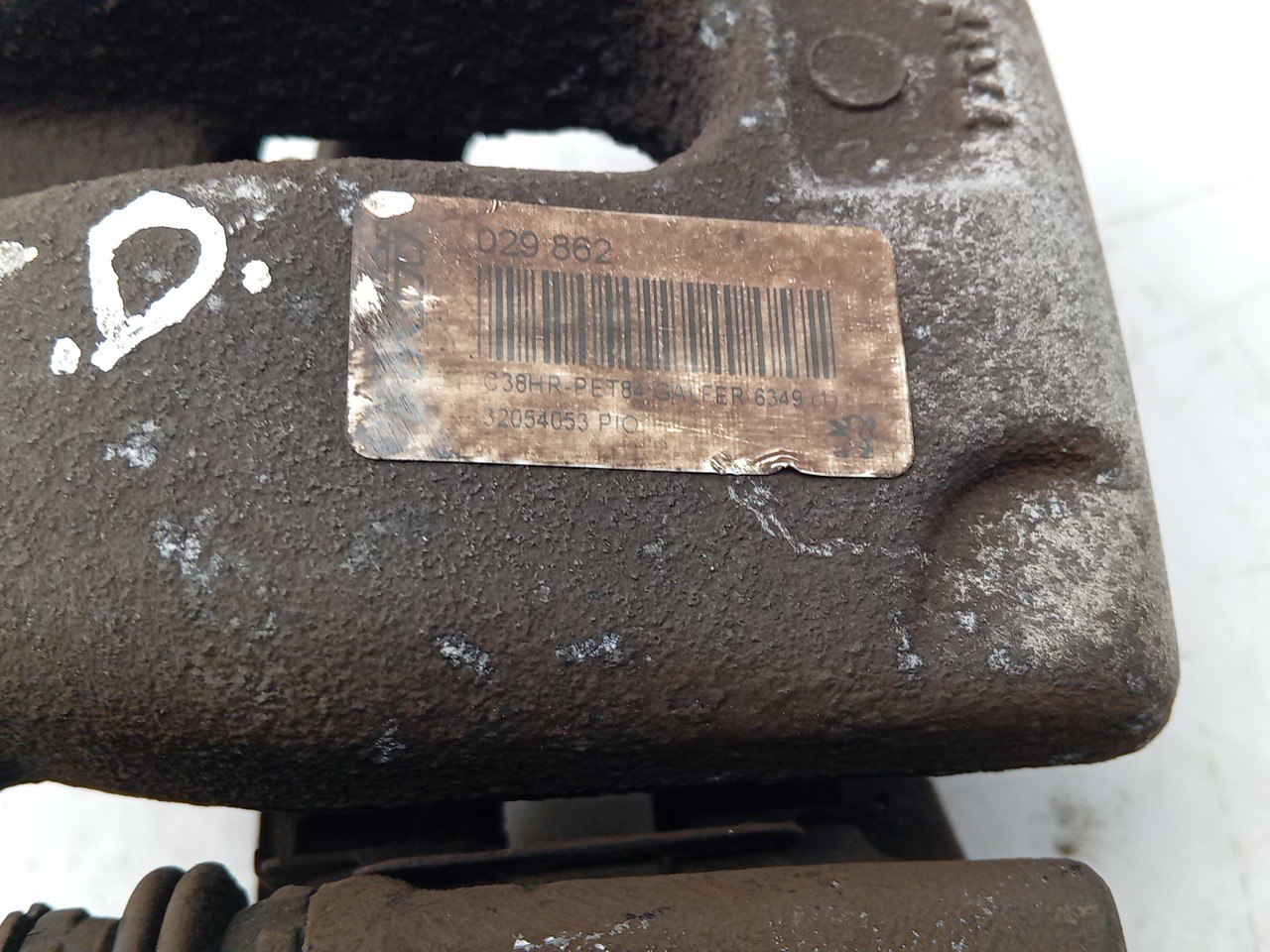 Right rear Brake Caliper PEUGEOT 3008 I (0U_) Imagem-3