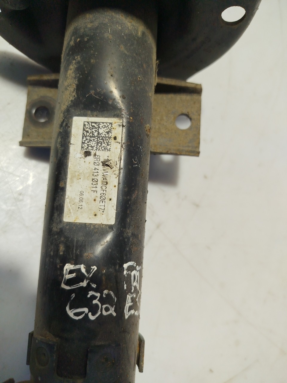 Left Front Shock Absorber SEAT Ibiza IV SportCoupe Van (6J1, 6P5) Imagem-2