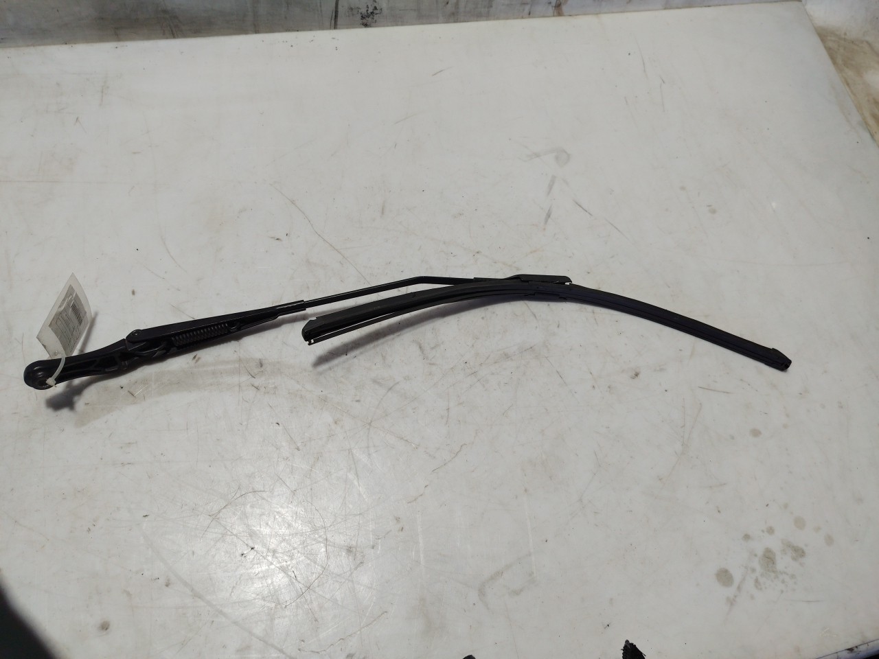 Windscreen wiper arm Left front AUDI A4 (8K2, B8) Imagem-1
