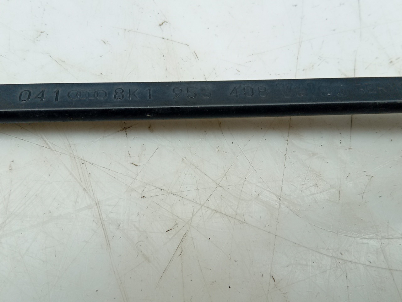 Windscreen wiper arm Right front AUDI A4 (8K2, B8) Imagem-2