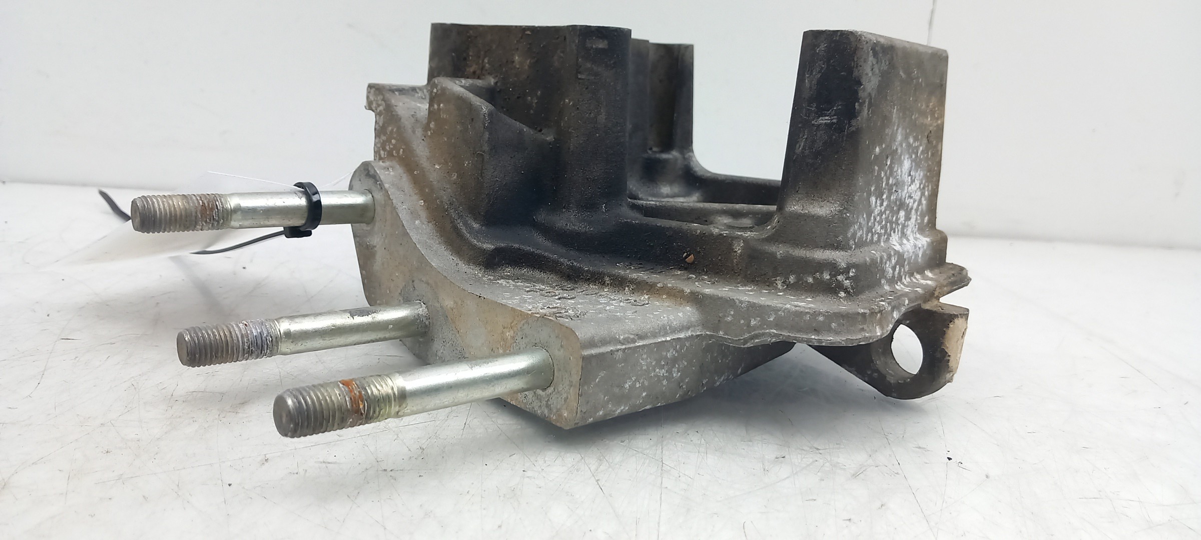 Engine Mount