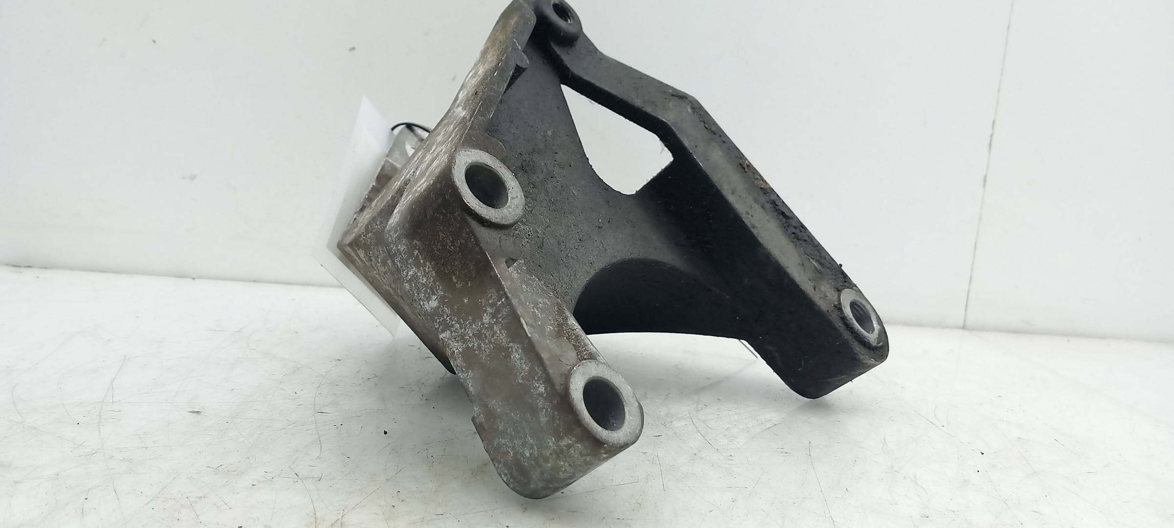 Engine Mount