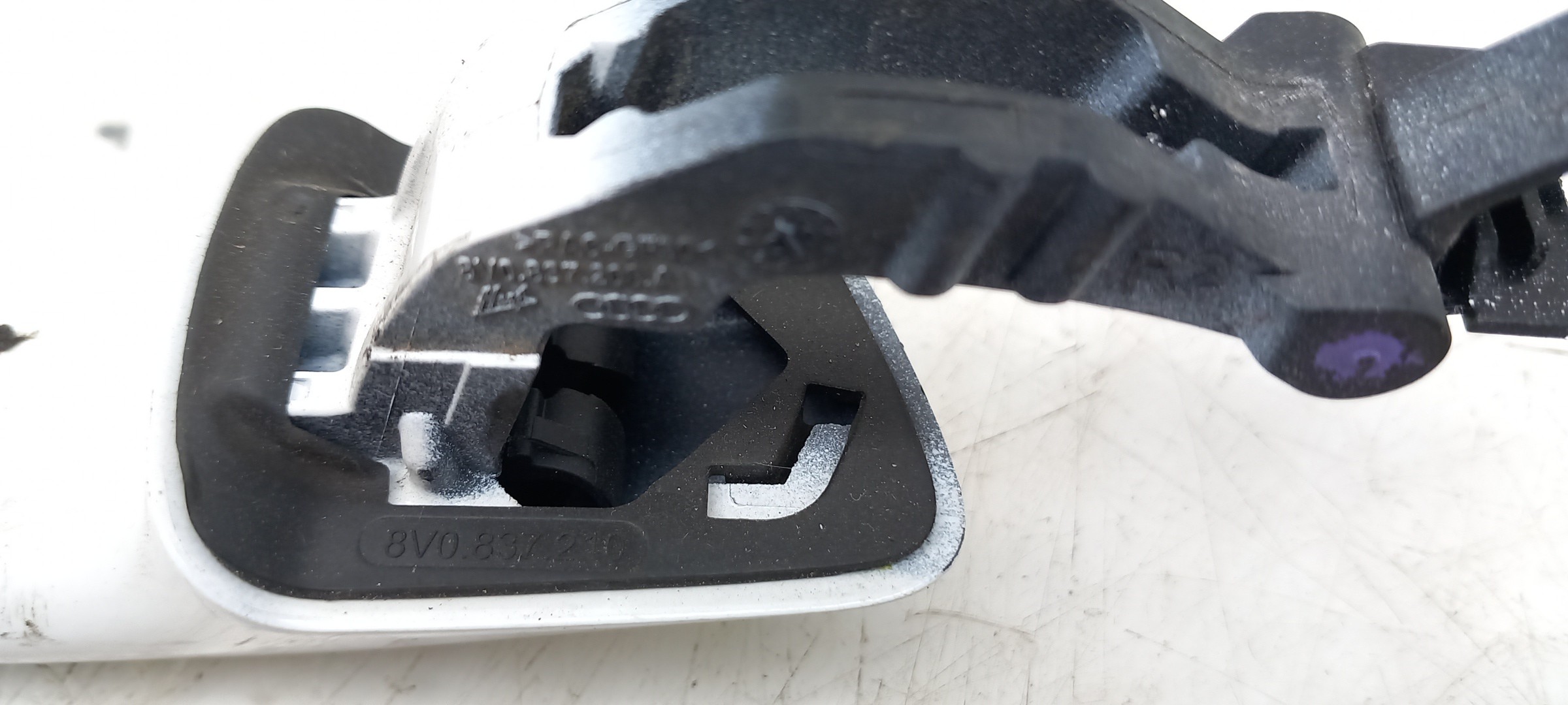 Poignée de porte arrière Droite AUDI A3 Sportback (8VA, 8VF) Imagem-2