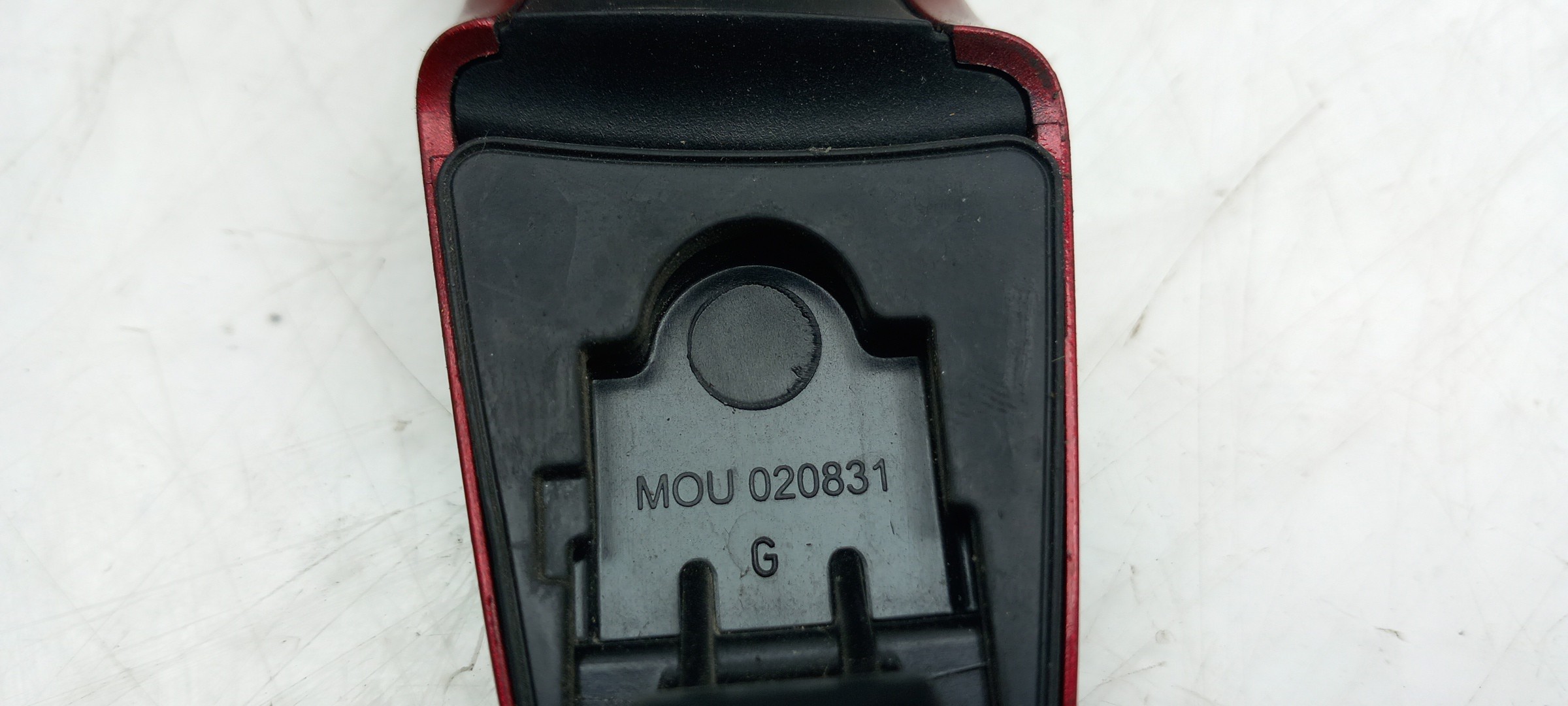 Puxador porta trás esquerdo PEUGEOT 308 CC Imagem-2