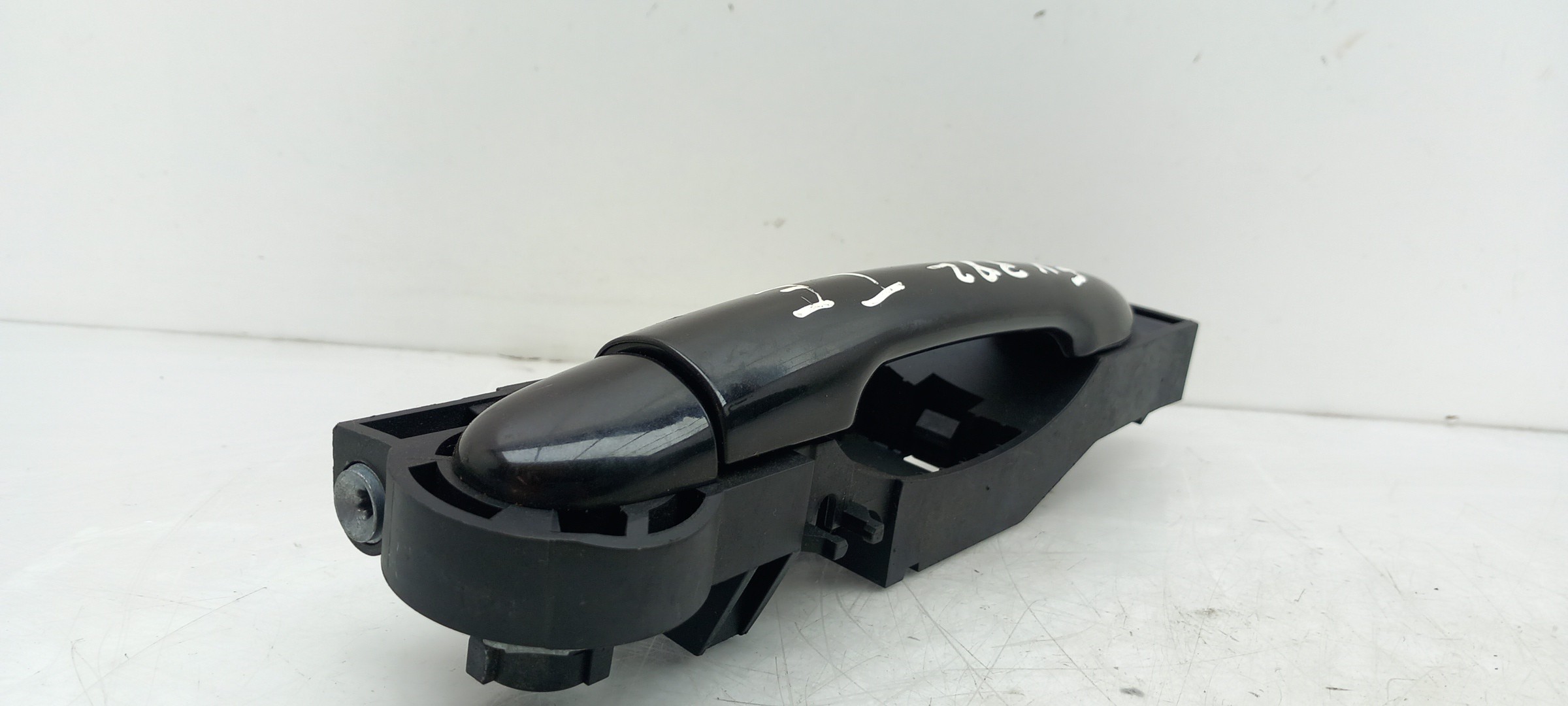 Poignée de porte arrière gauche RENAULT Laguna III (BT0/1) Imagem-1