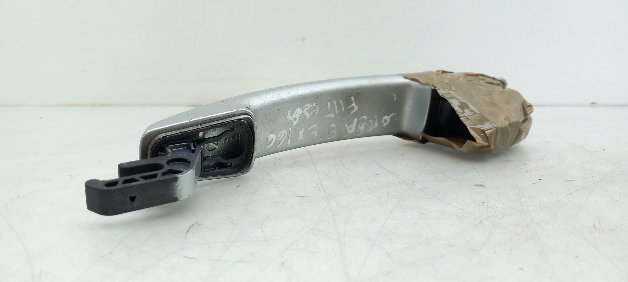 Poignée de porte avant gauche OPEL Corsa E Imagem-1