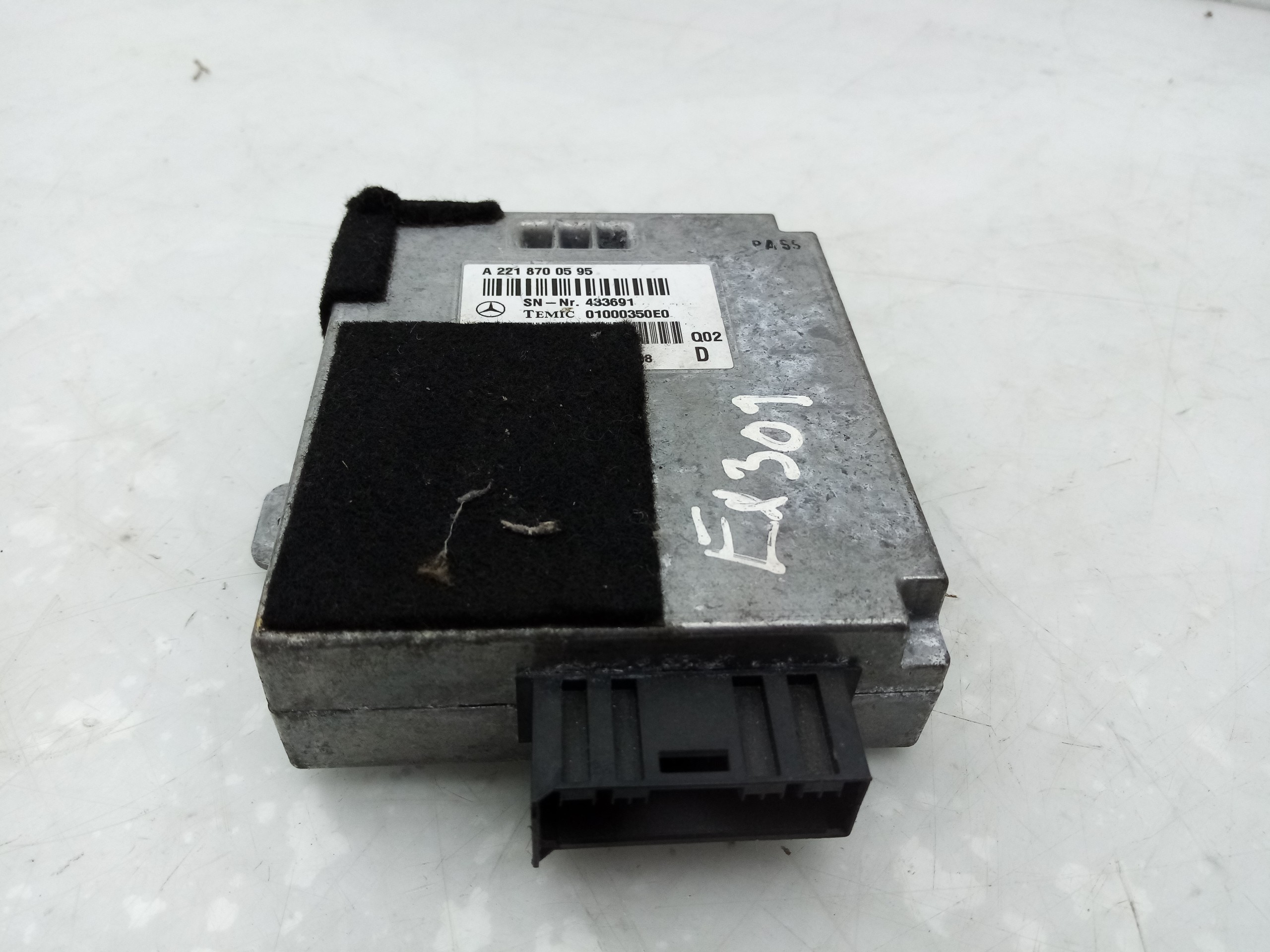 Módulo genérico MERCEDES-BENZ Classe S (W221) Imagem-1