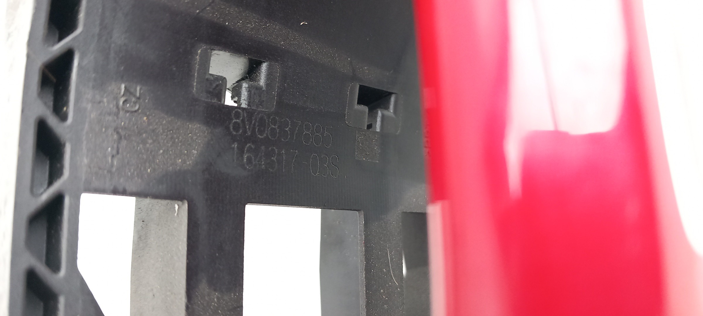 Poignée de porte avant gauche AUDI A3 Sportback (8VA, 8VF) Imagem-1
