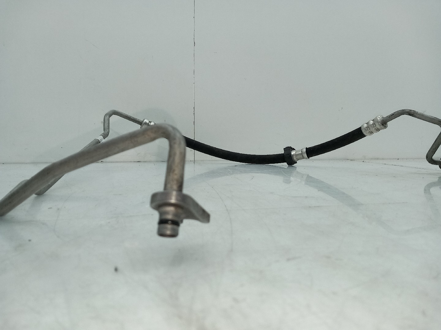 AC pipe DACIA Sandero II (5S_) Imagem-1