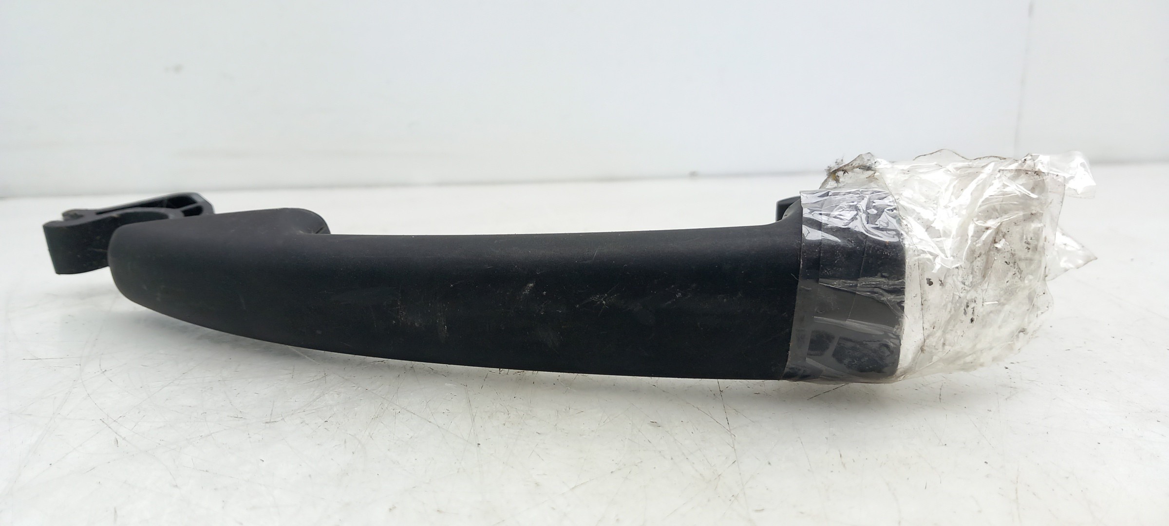 Puxador porta frente esquerda