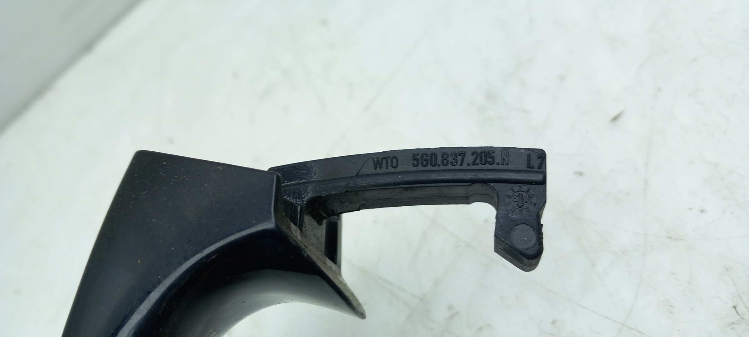 Left front door handle VOLKSWAGEN Golf VII Variant (BA5, BV5) Imagem-2
