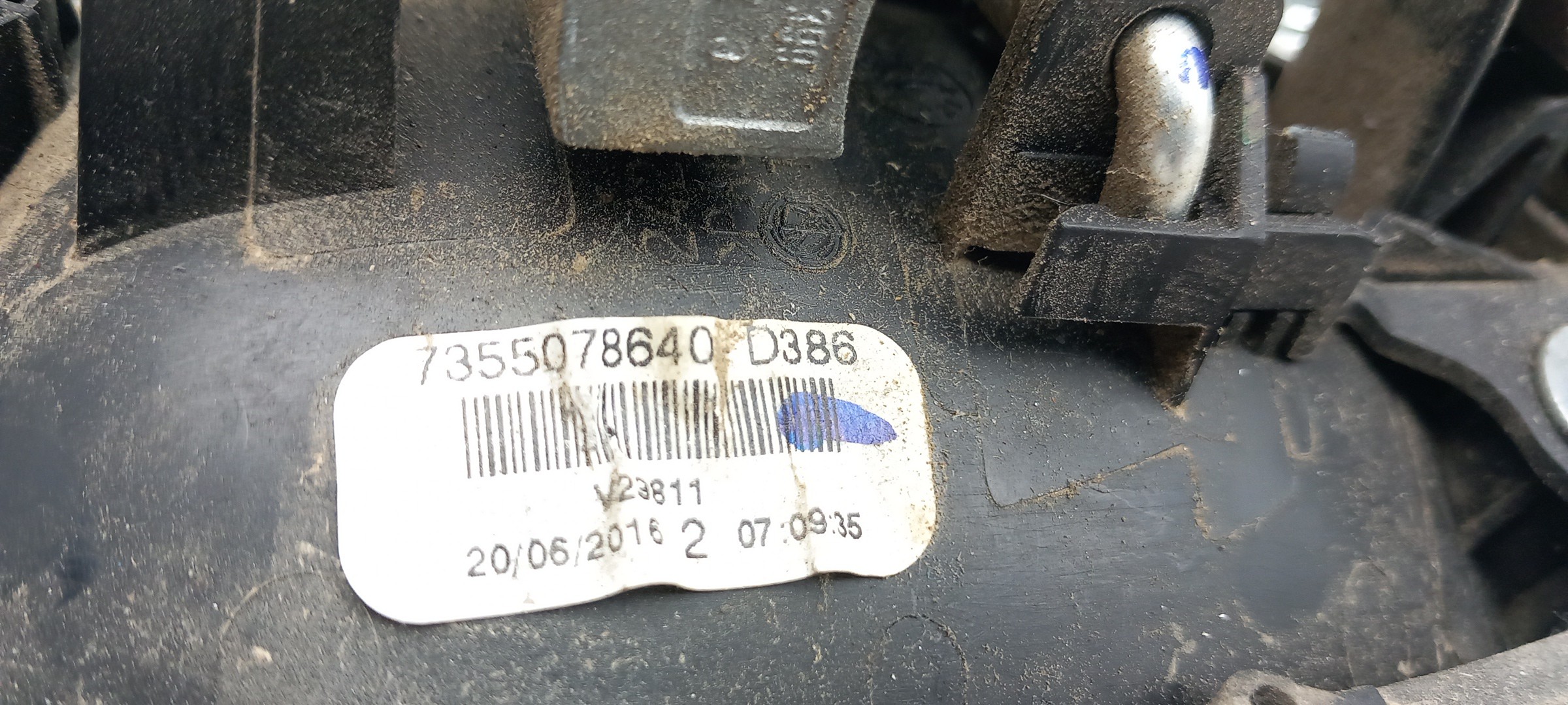 Maniglia porta anteriore sinistra FIAT Fiorino Furgão/Combi (225_) Imagem-2