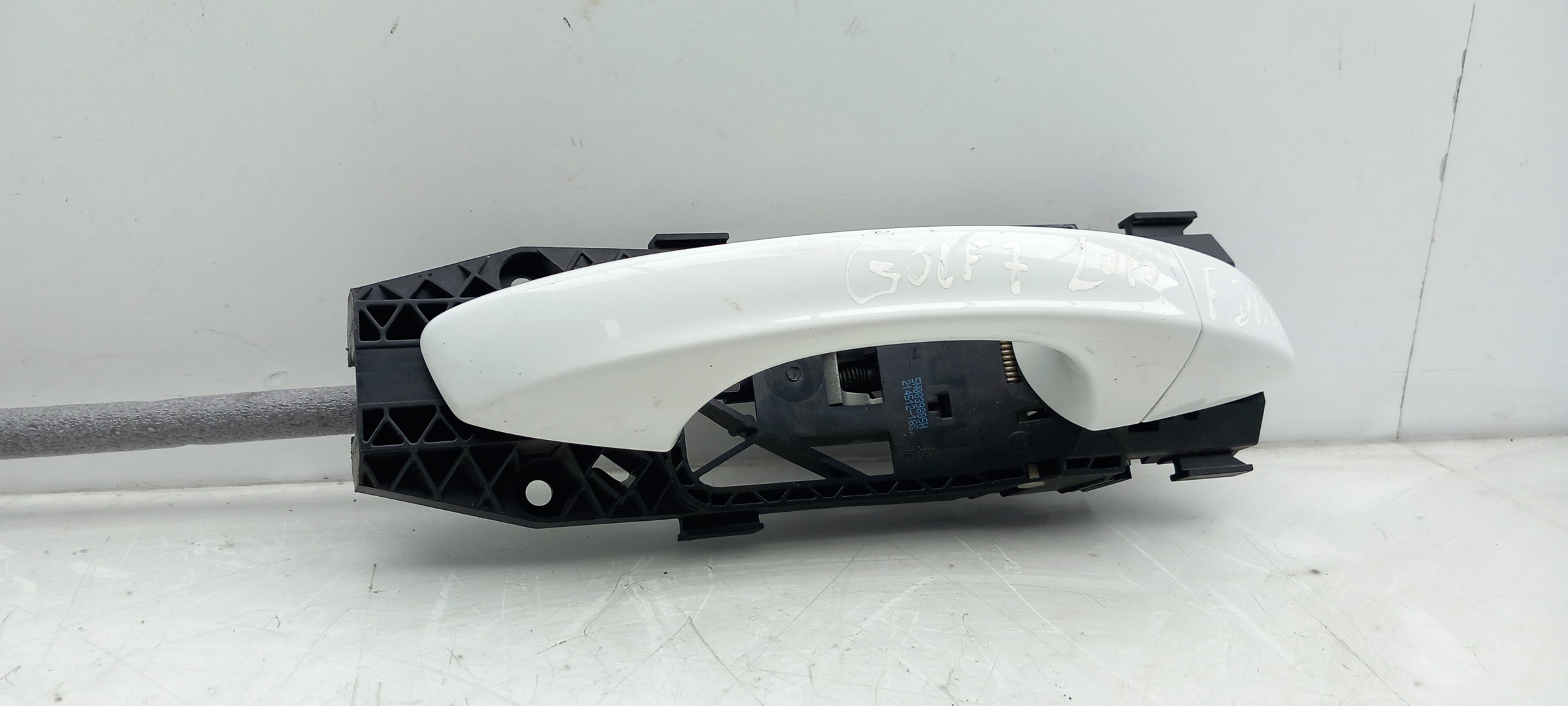 Poignée de porte avant Droite VOLKSWAGEN Golf VII (5G1, BQ1, BE1, BE2) Imagem-1