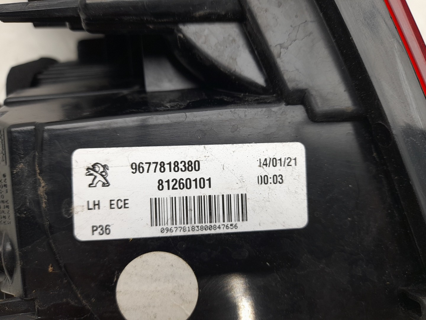 Left Tailgate light  PEUGEOT 308 II Imagem-2