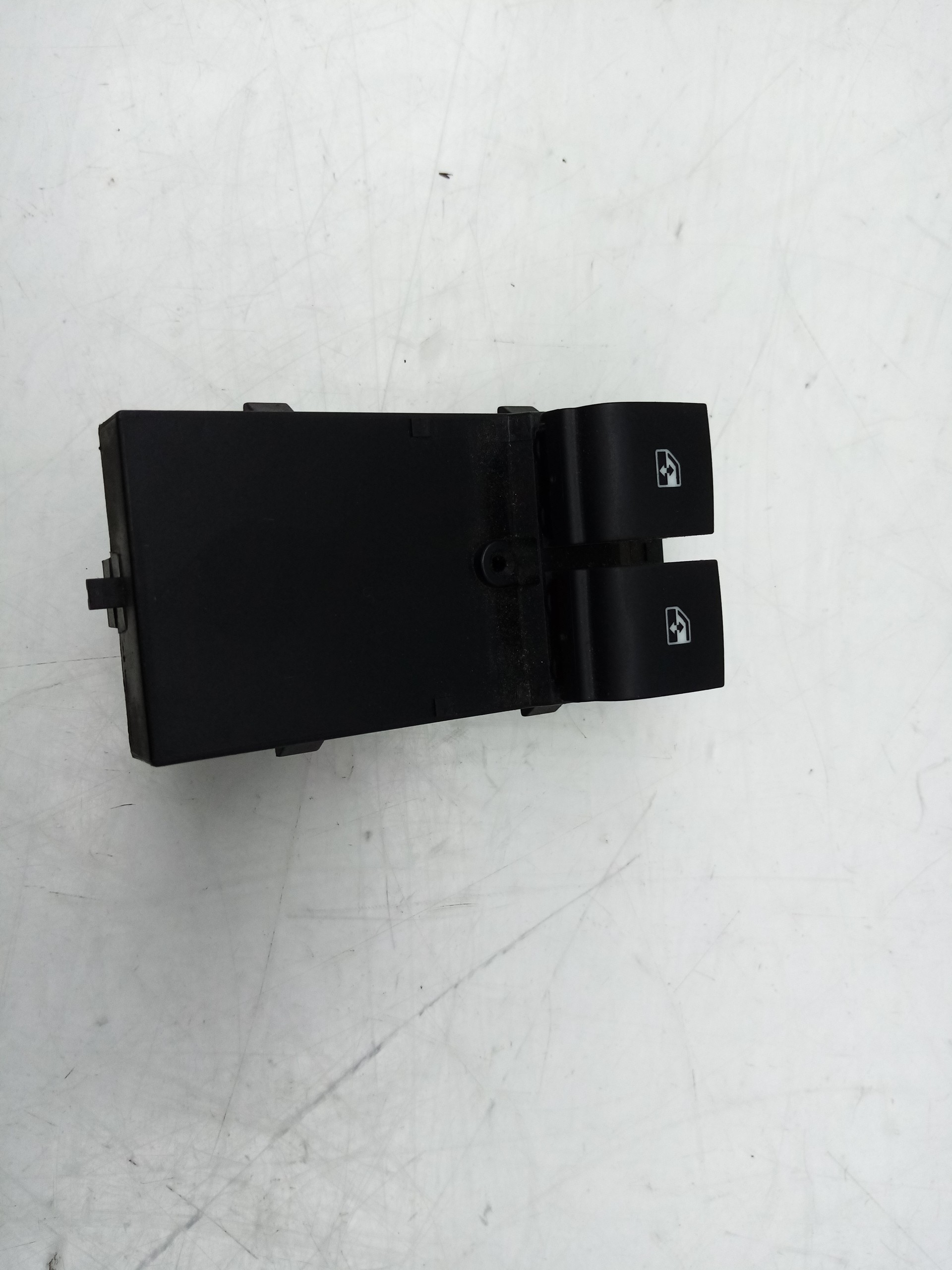 Mando / interruptor elevalunas delantero izquierdo