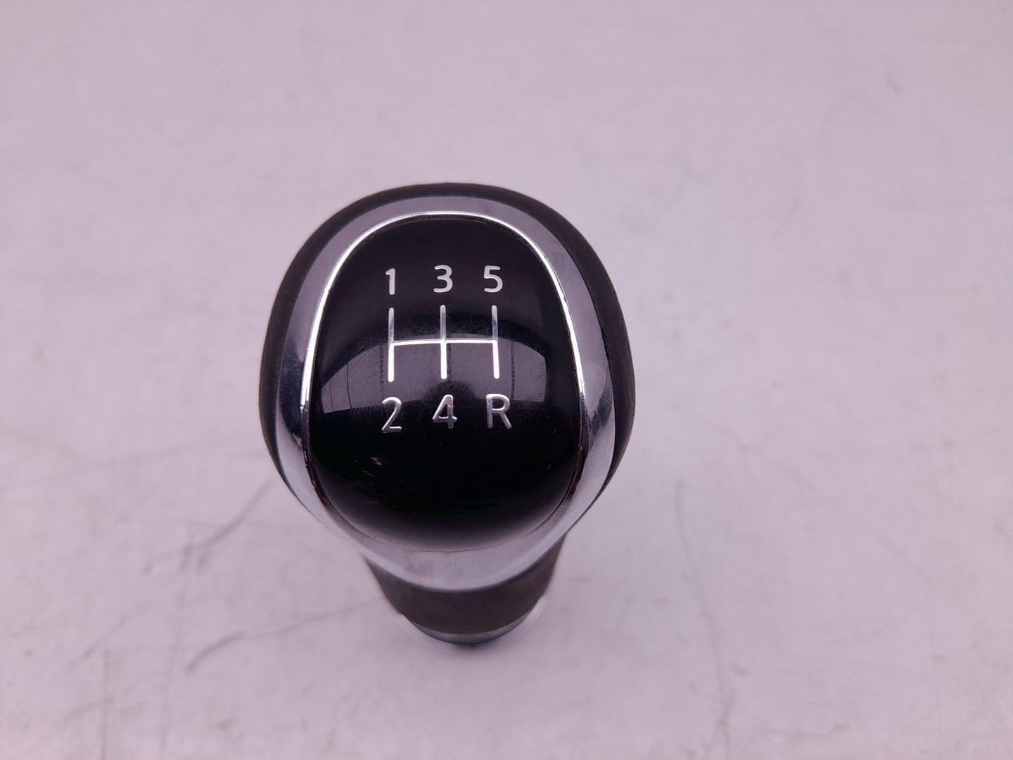 Gear lever shifter / knob  NISSAN Micra V (K14) Imagem-1