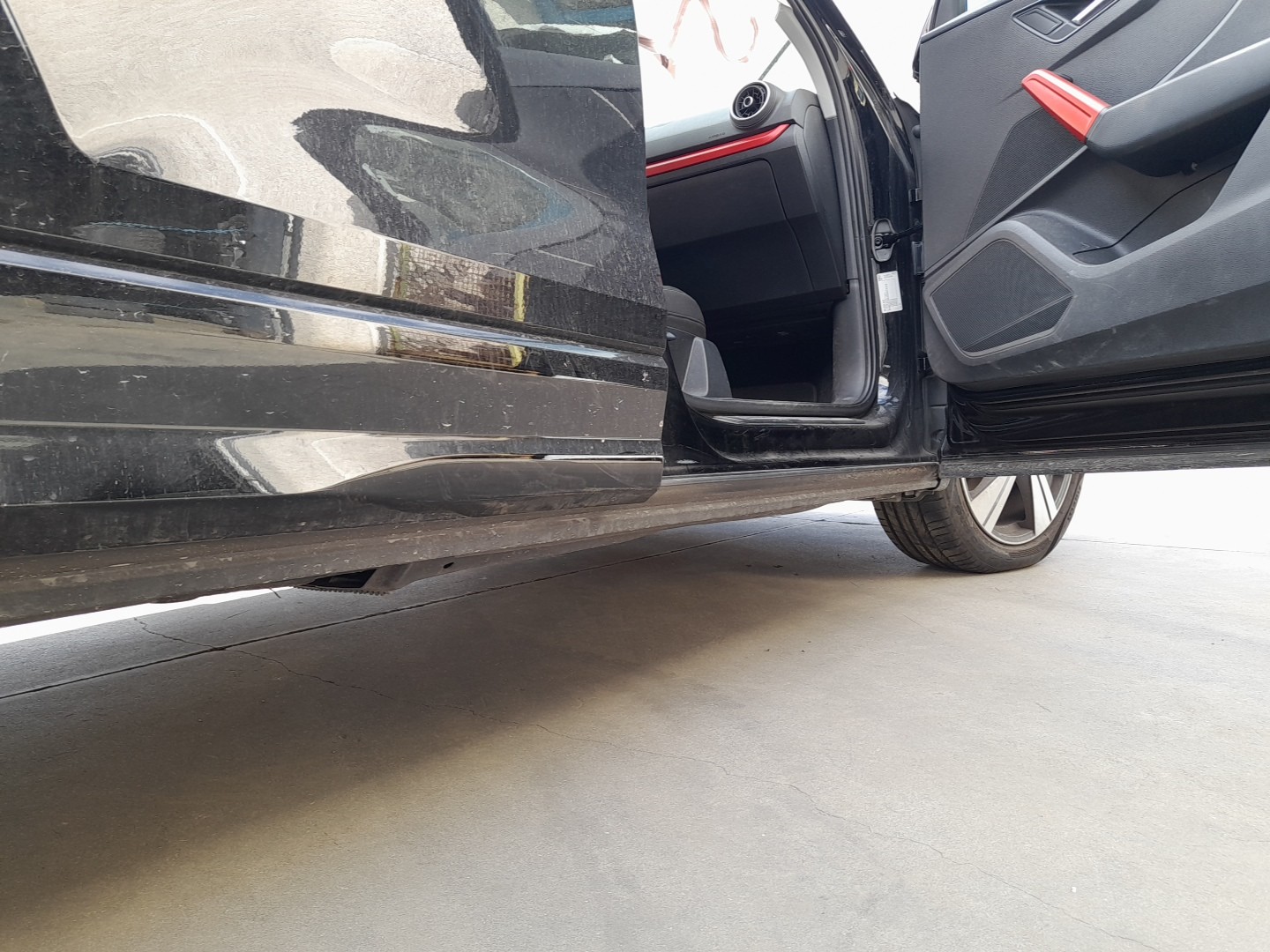 Embaladeira direita AUDI Q2 (GA) Imagem-1