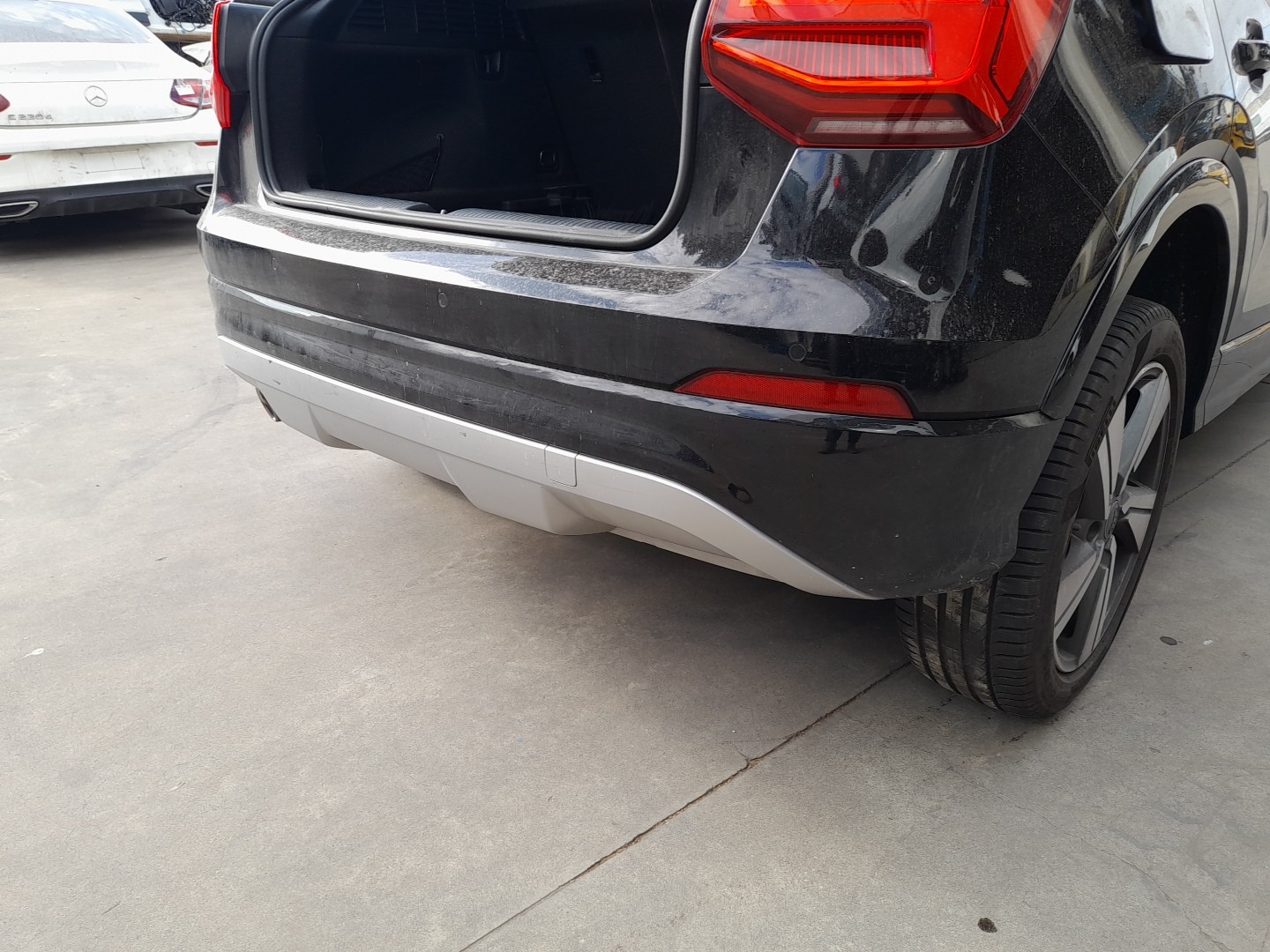 Pára-choques trás AUDI Q2 (GA) Imagem-1