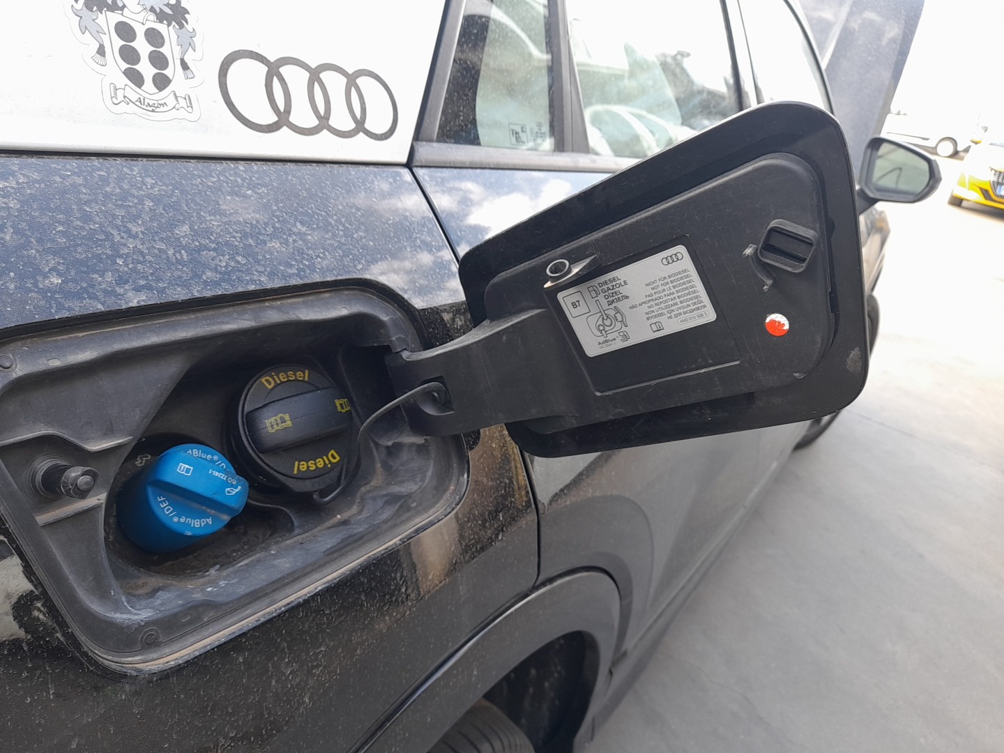 Tampa depósito combustível AUDI Q2 (GA) Imagem-1