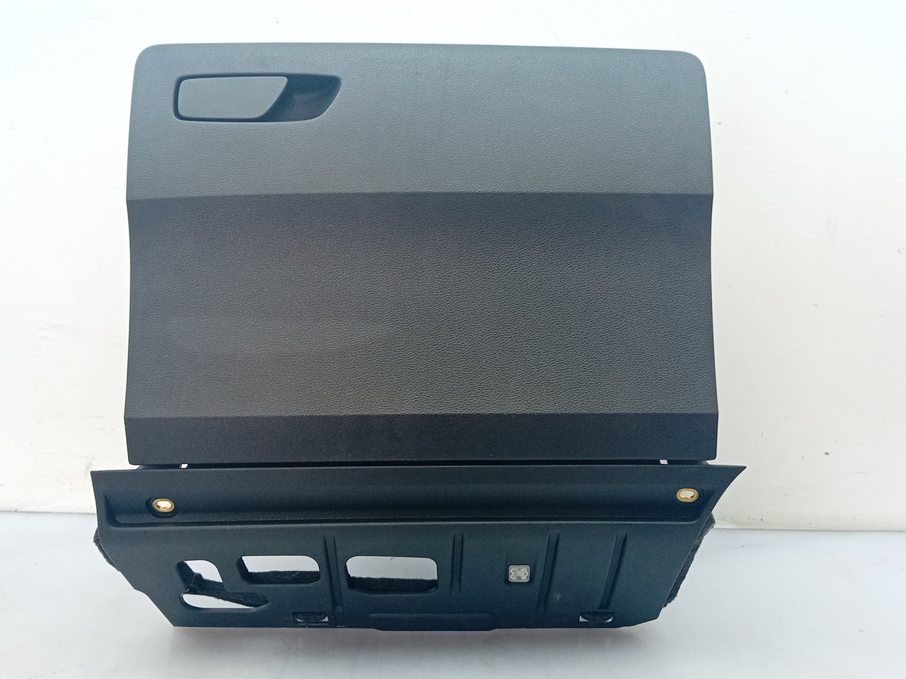 Glove Box / Compartment AUDI Q2 (GA) Imagem-1