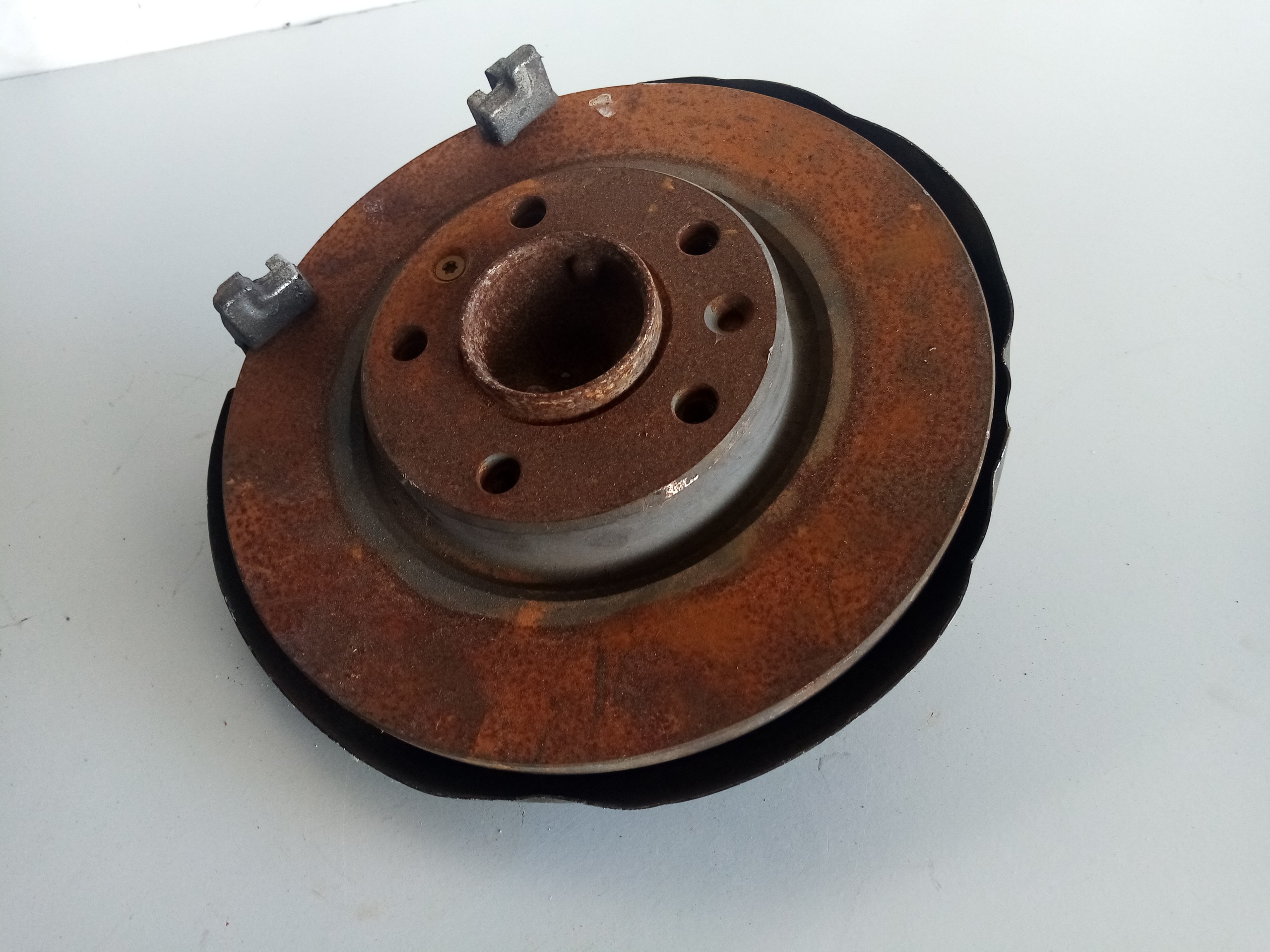 Left rear steering knuckle