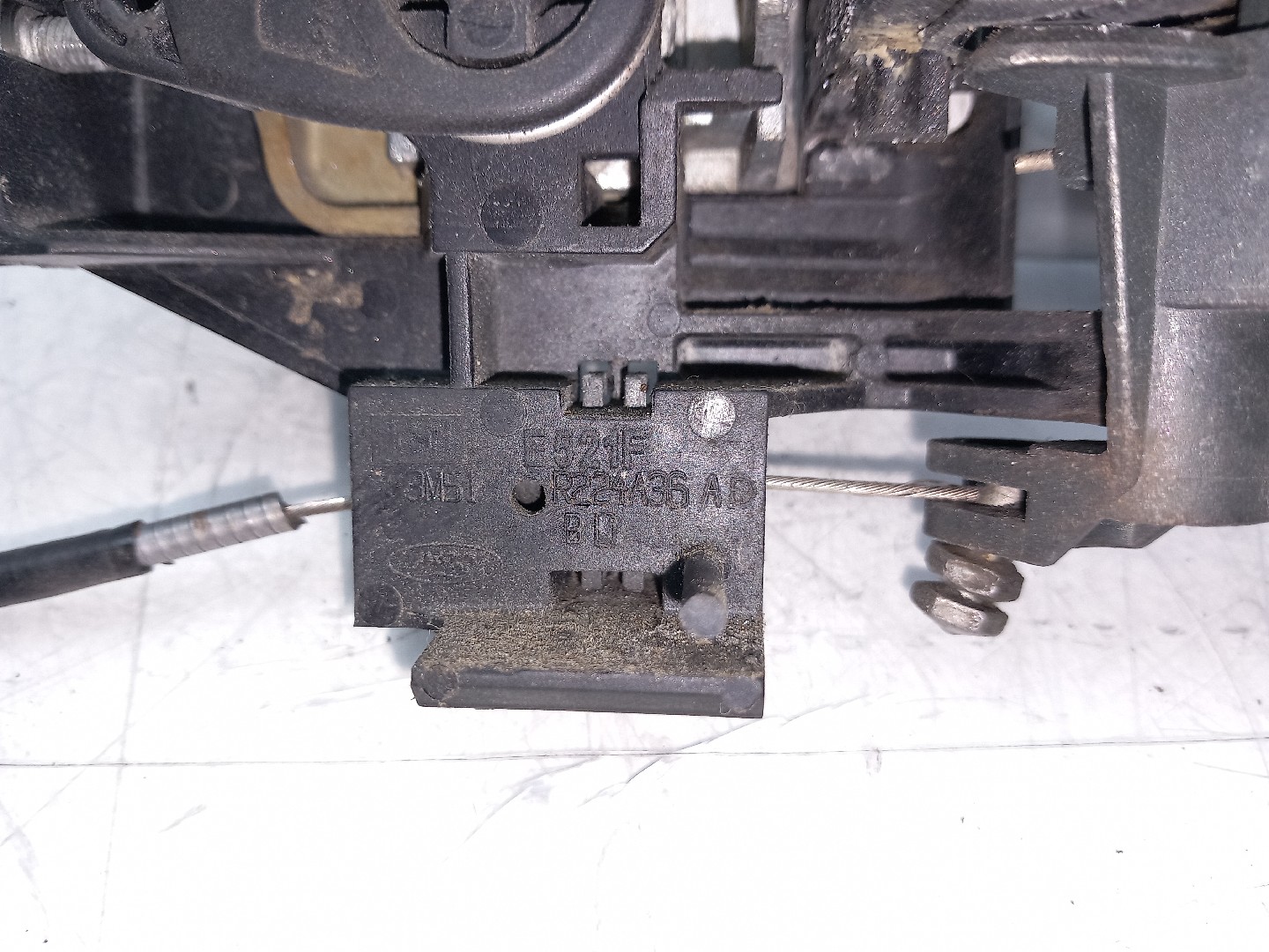Left front door handle FORD Focus II Carrinha (DA_) Imagem-2