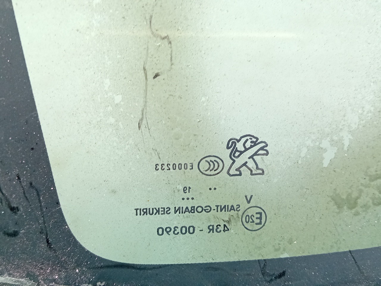 Vidrio del panel Trasero Derecho PEUGEOT 508 SW II Imagem-2