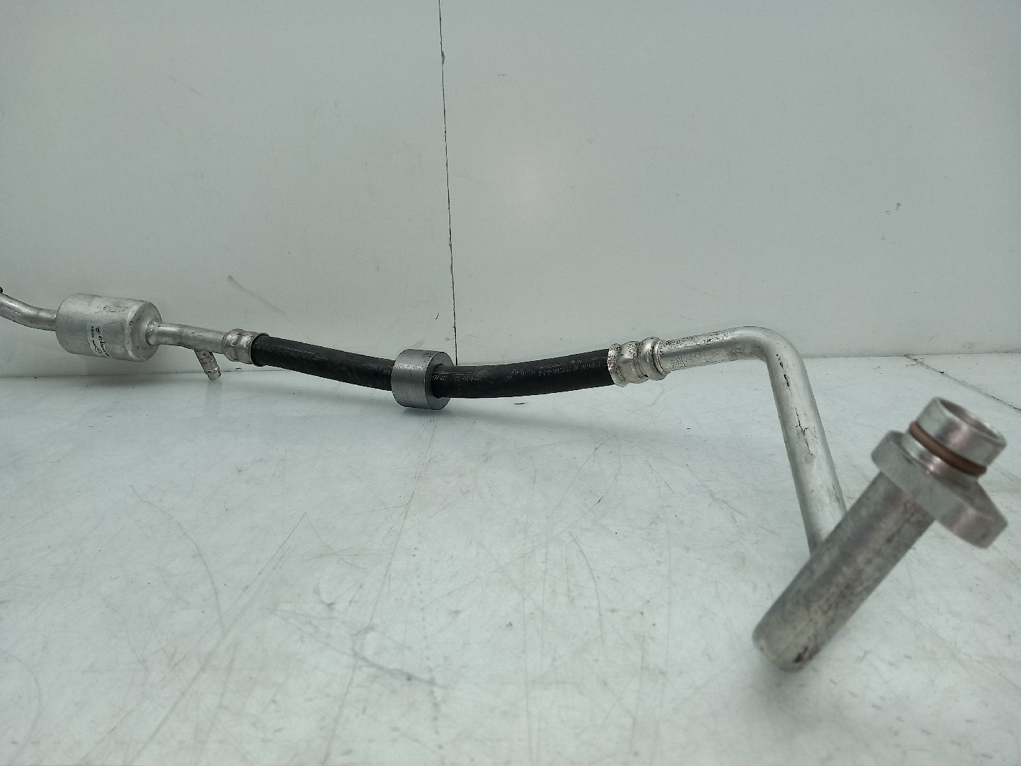 AC pipe DACIA Sandero II (5S_) Imagem-1