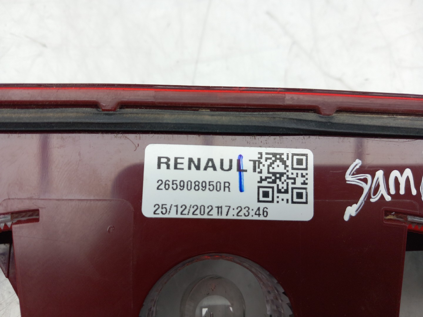 Additional stop light / 3rd stop light DACIA Sandero II (5S_) Imagem-3