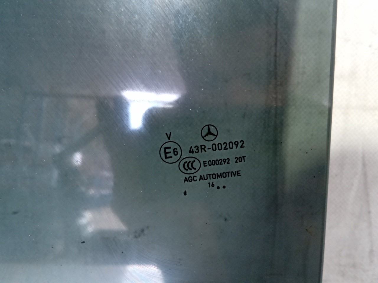 Vidro porta trás esquerdo MERCEDES-BENZ Classe C (W205) Imagem-1