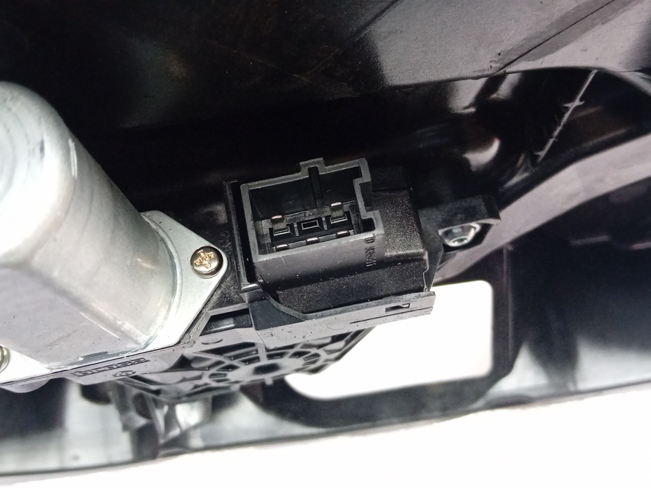 Elevalunas trasero derecho MERCEDES-BENZ Classe C (W205) Imagem-1