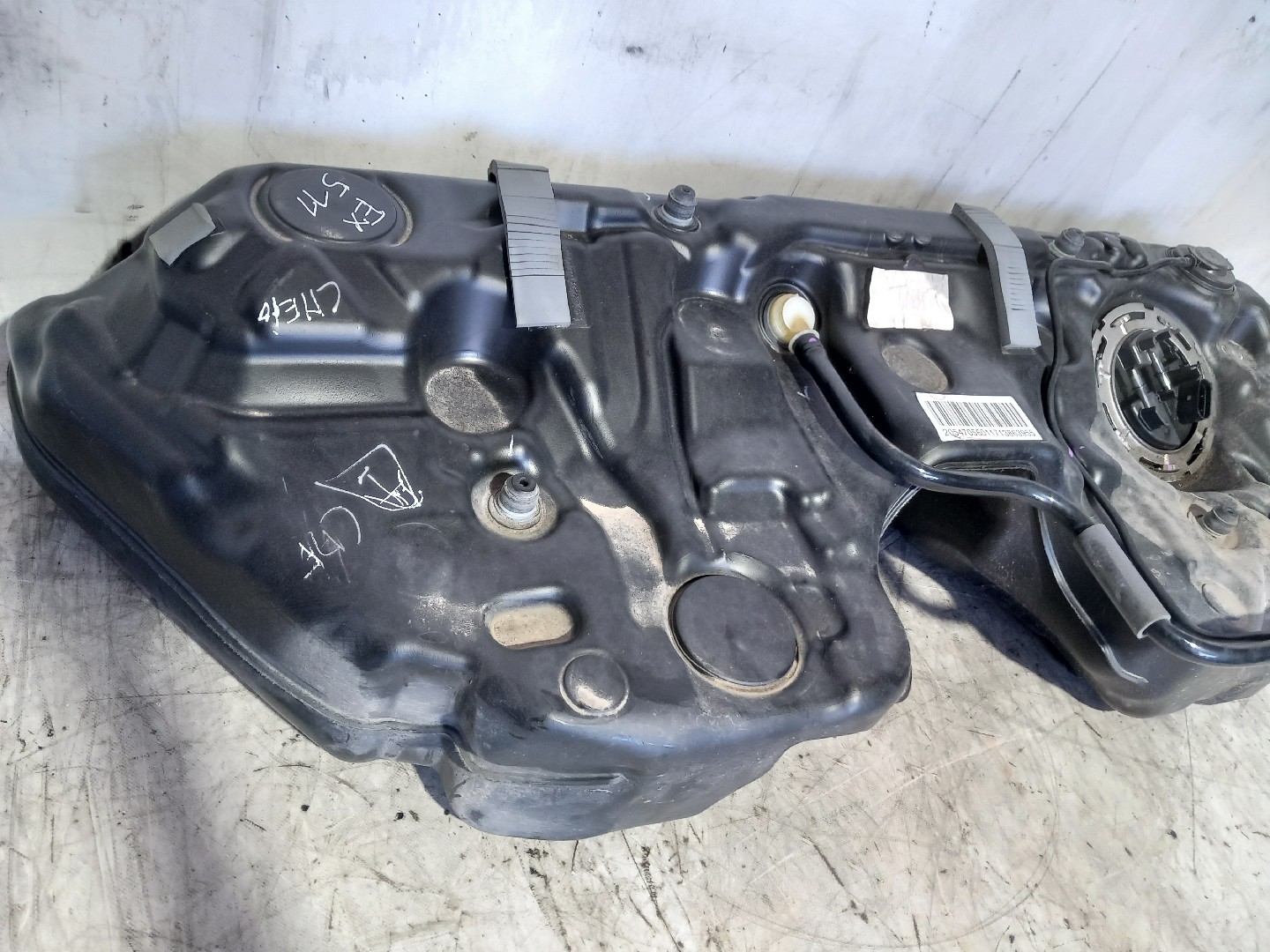 Fuel tank MERCEDES-BENZ Classe C (W205) Imagem-3