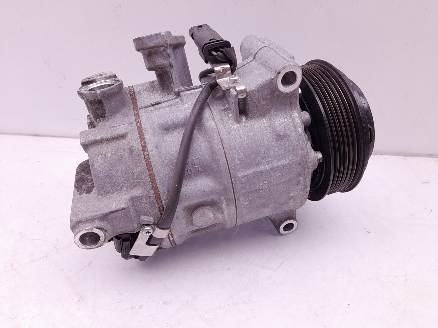 Compressor AC MERCEDES-BENZ Classe C (W205) Imagem-1