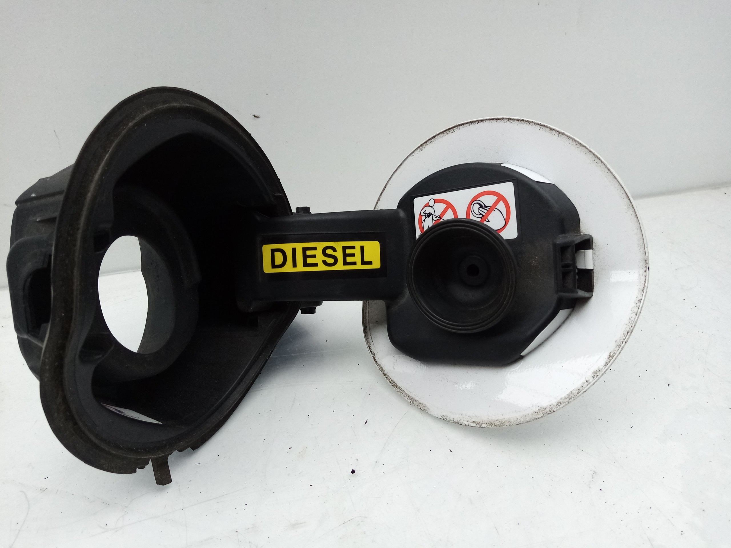 Tapa exterior combustible