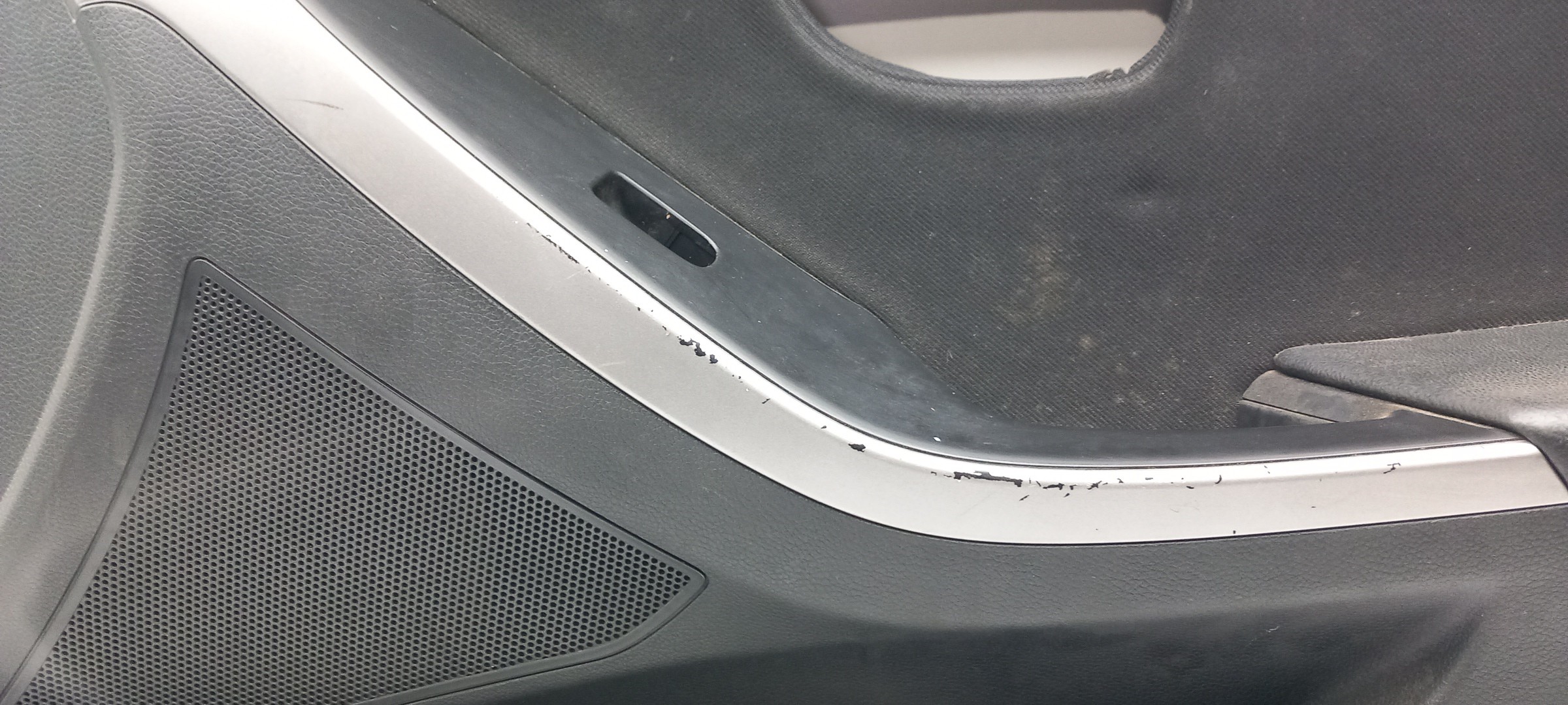Revestimiento interior de puerta delantero derecho HYUNDAI i30 (GD) Imagem-1