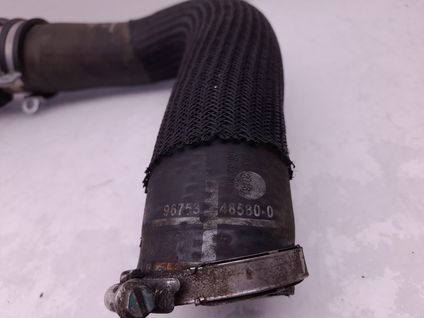 Tubo do intercooler PEUGEOT 208 Imagem-2