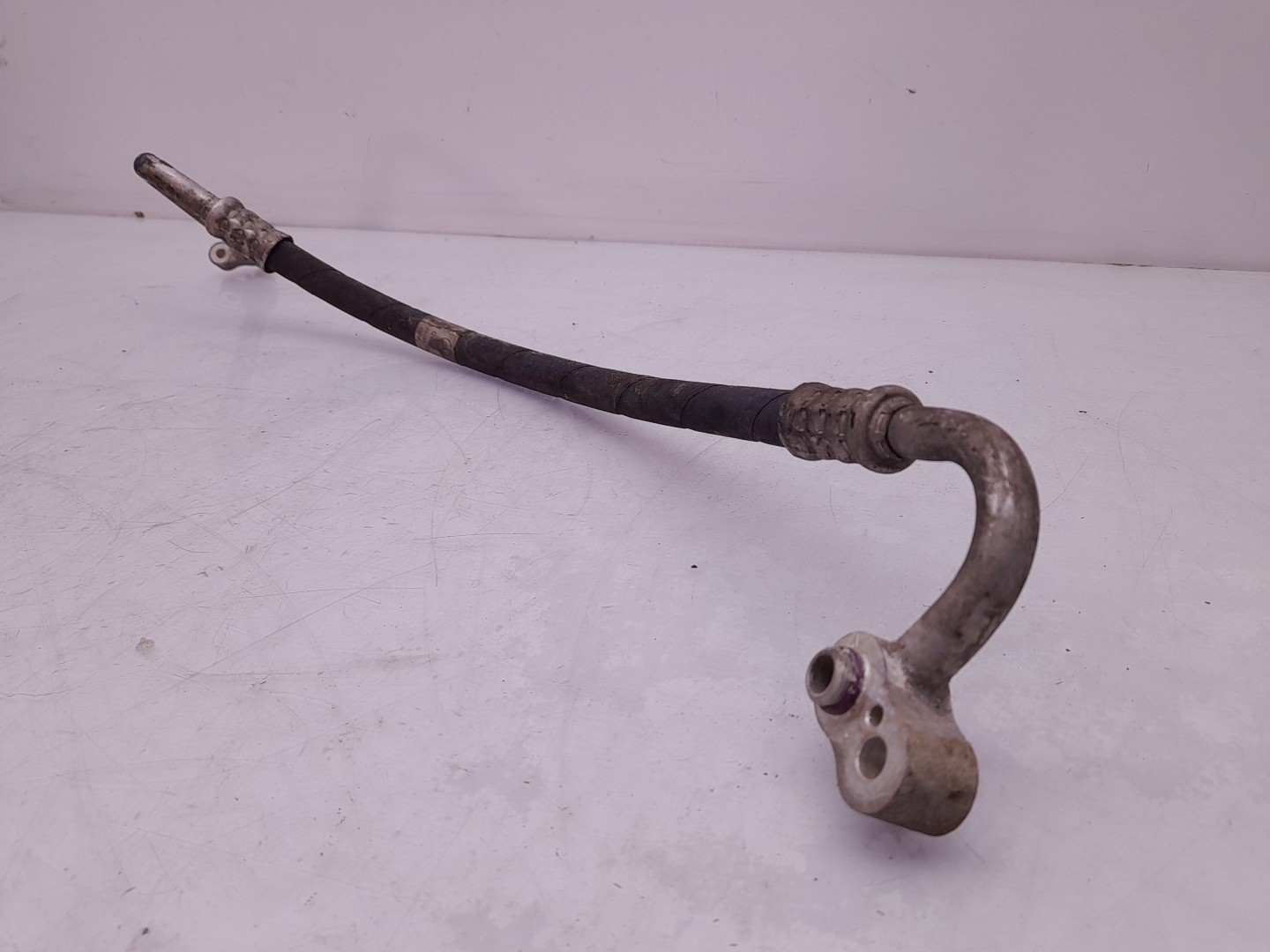 AC pipe MERCEDES-BENZ Classe E (W212) Imagem-1