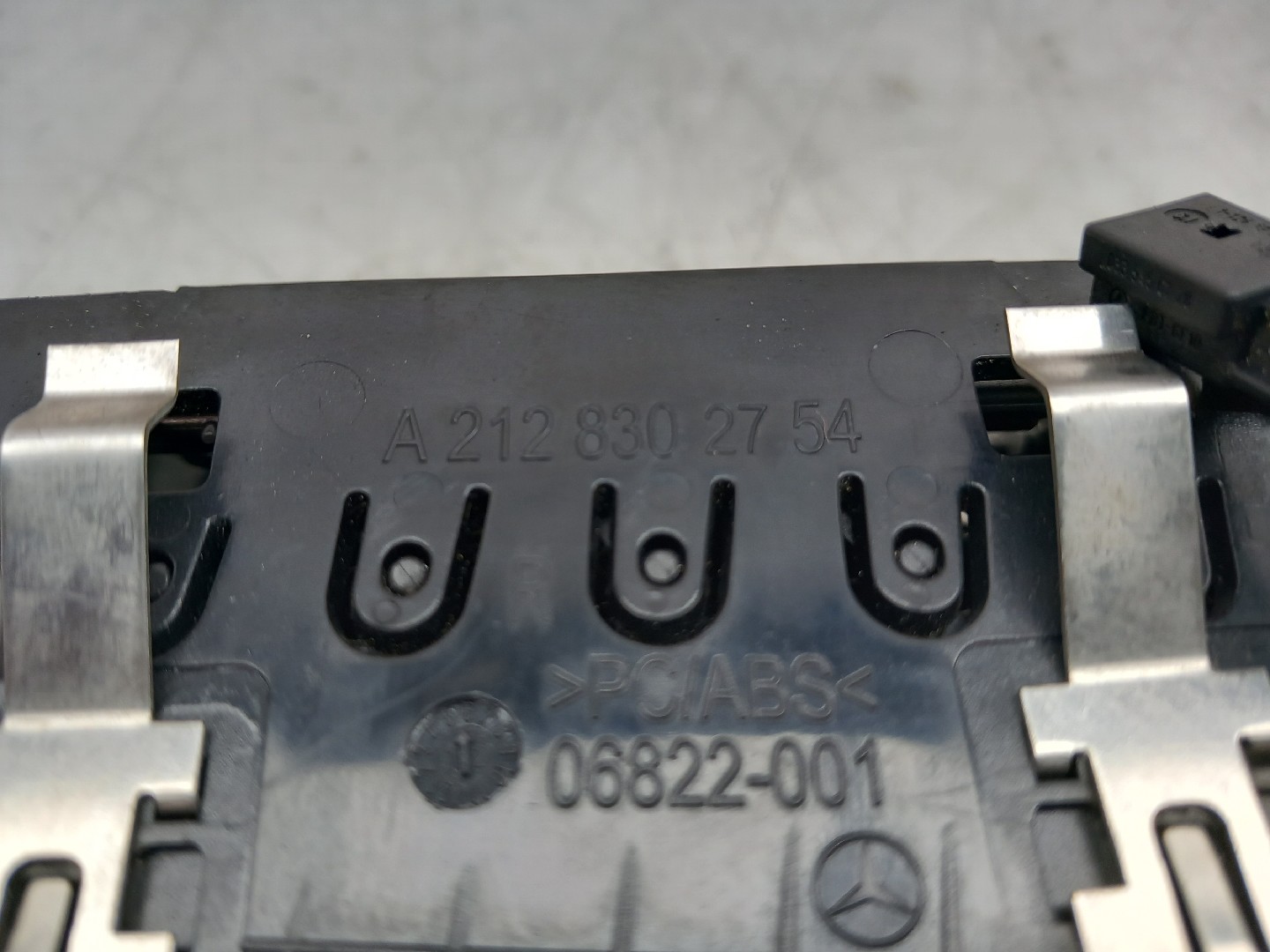 Difusor / saída de ar MERCEDES-BENZ Classe E (W212) Imagem-1