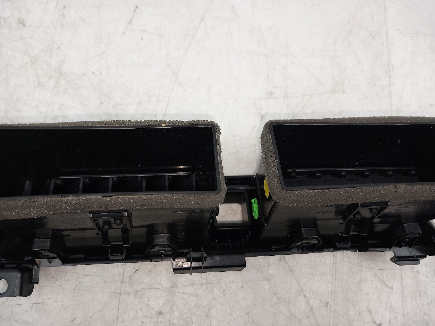 Diffuser / air vent NISSAN Micra V (K14) Imagem-2