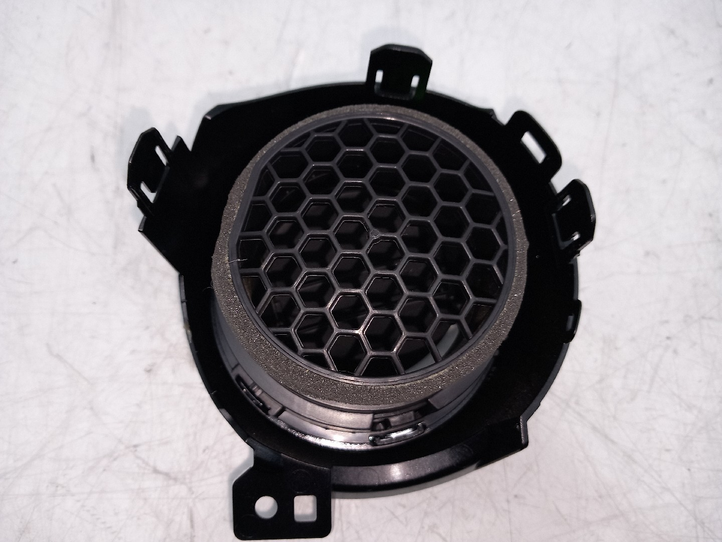 Difusor / salida de aire NISSAN Micra V (K14) Imagem-1