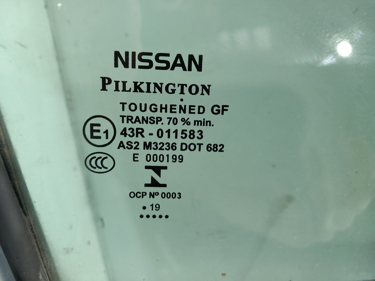 Vitre porte avant Droite NISSAN Micra V (K14) Imagem-1